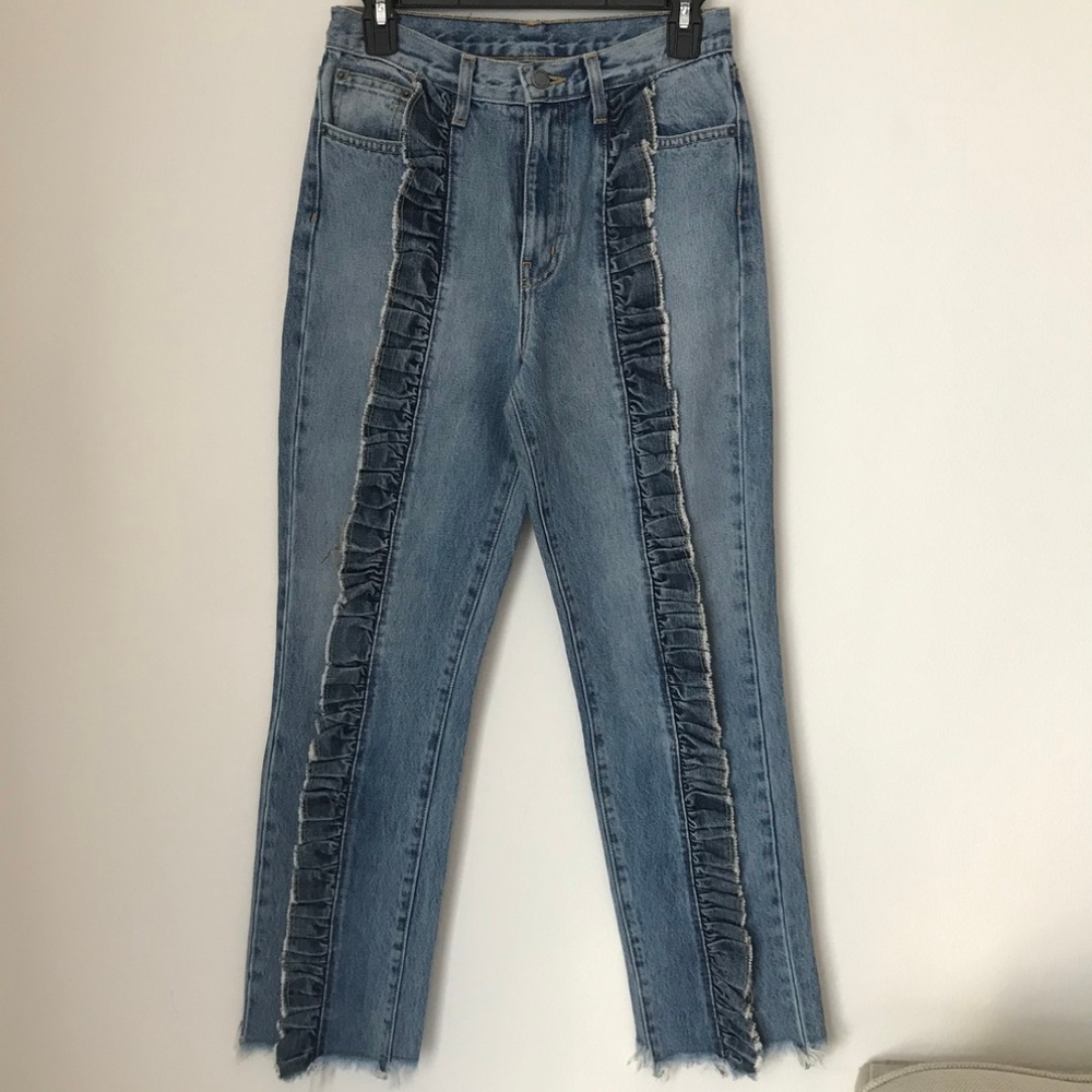 [LF] Ursula Ruffle Front Straight High Rise Jeans